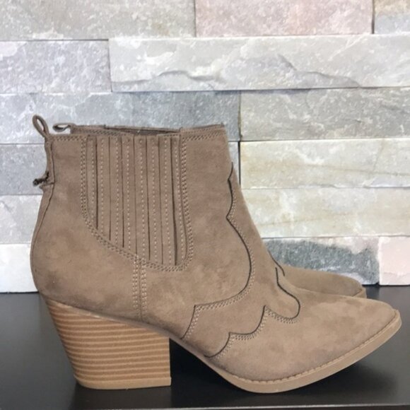 American Rag Kayla Booties - Picture 2 of 8